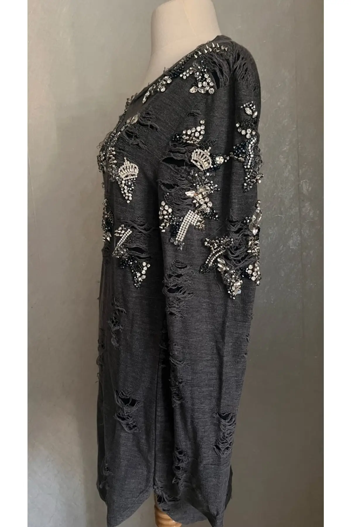 Рисунок 5 - Женское стильное повседневное платье-туника