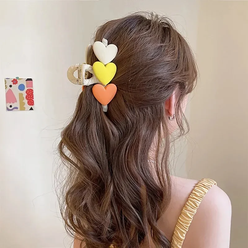 w koreańsku kształcie serca Akrylowe pazury do włosów Krab Duże perłowe klipsy dla kobiet Dziewczyny Kąpielowa spinka Lady Fashion Nakrycie