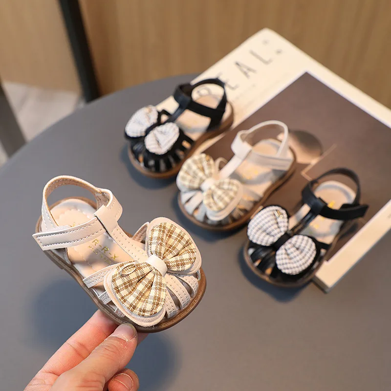 Детская обувь сандалии для девочек 2023 летняя прогулок с мягкой подошвой