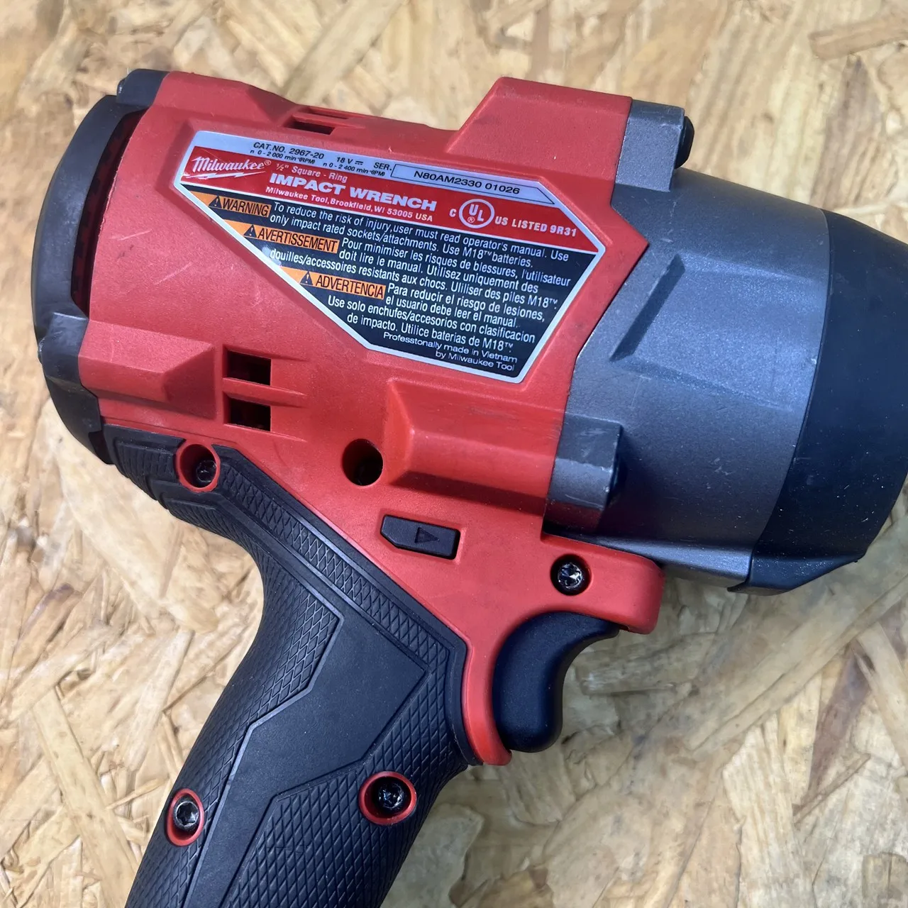 Литиевая батарея Milwaukee M18V 2967-20 бесщеточный 1/2 мощный ударный гайковерт