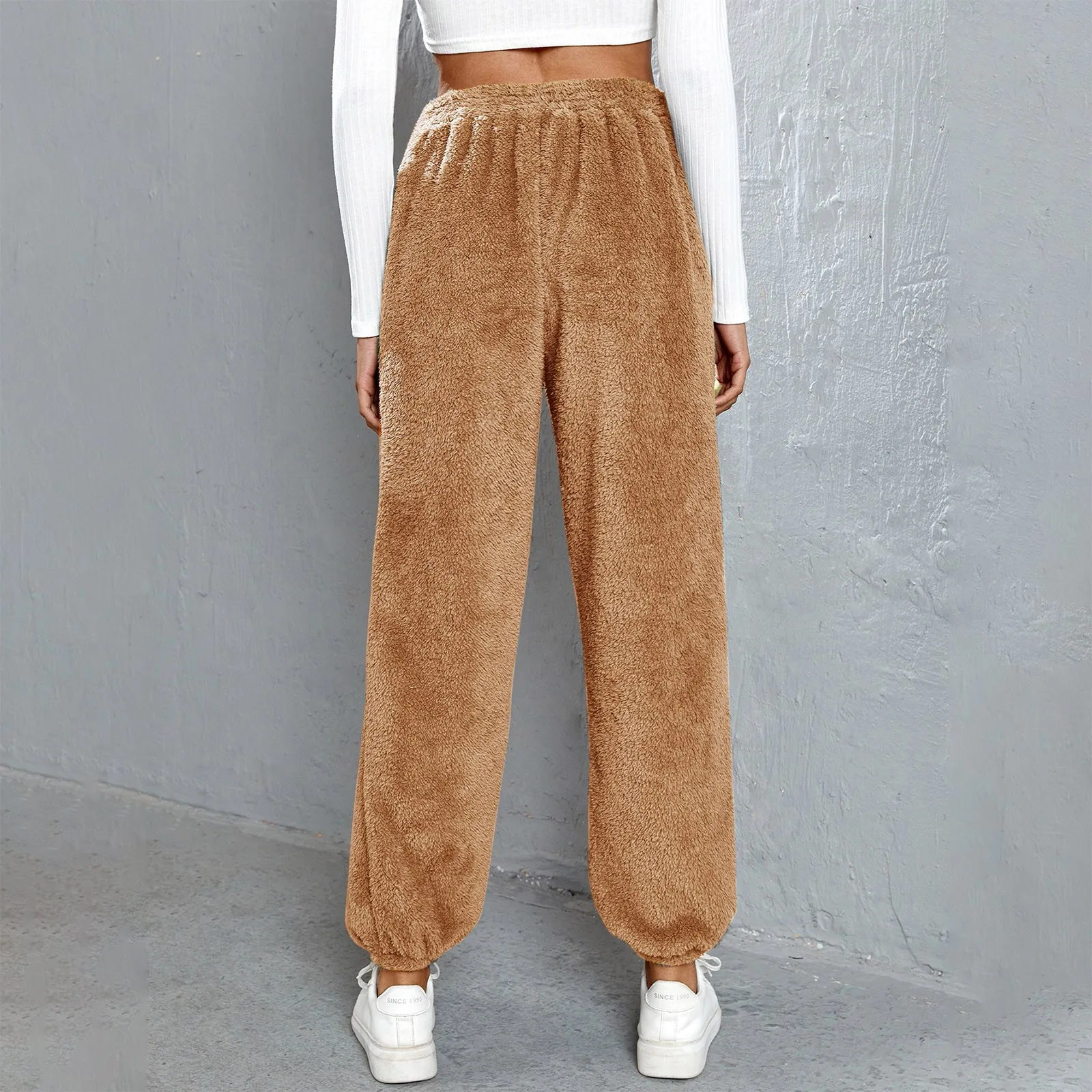 

Women's Autumn And Winter Thickened Thermal Solid Color Plush Soft Comfortable Elastic Waist Loose Casual Sleeping Pants