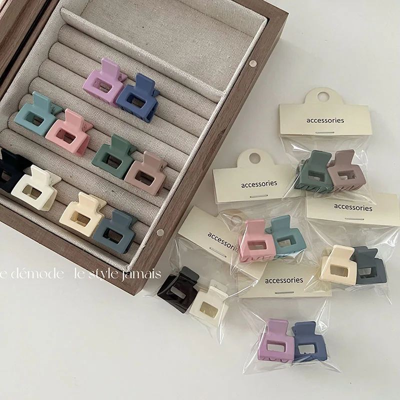 

2 pieces of square grab clips mini hair clips forehead bangs clip hair accessories princess head claw clip side clip headgear