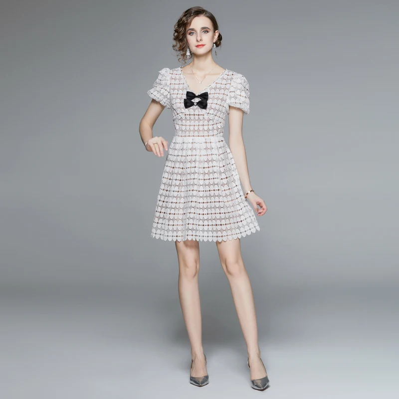 

New White Sweet Water Soluble Lace Retro Puff Sleeve Fairy Dress High End V-Neck Puff Sleeve A-Line Party Dresses