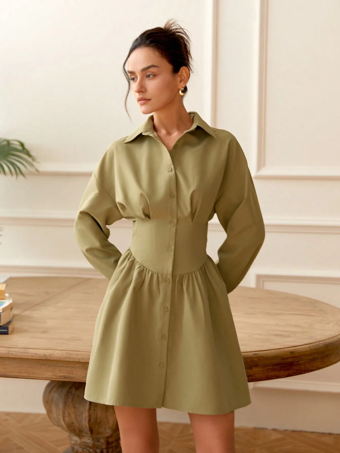 Плиссированное платье AEL Lady с пышными рукавами