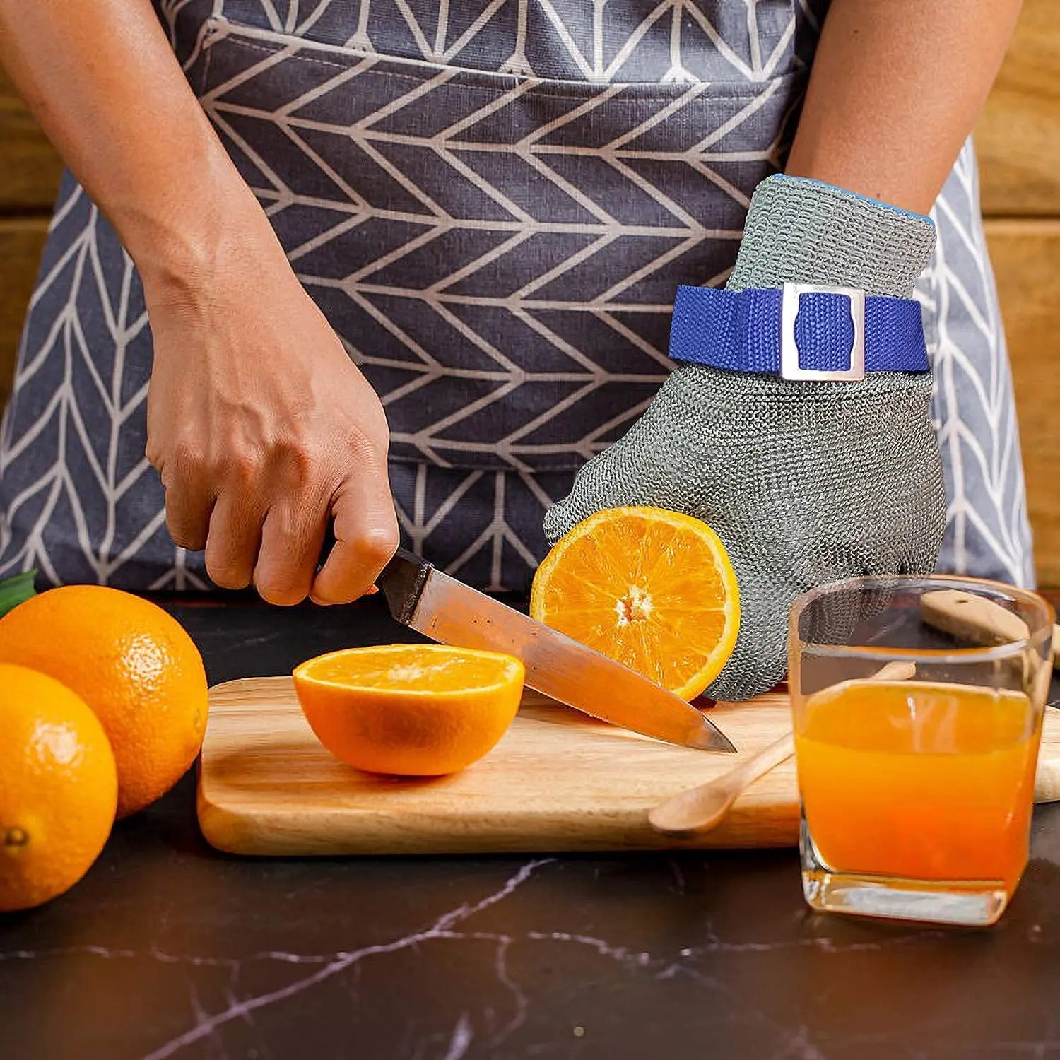 Рисунок 4 - Перчатки с защитой от порезов