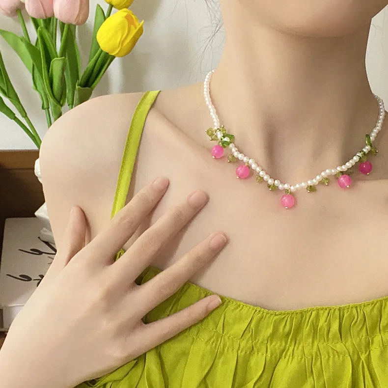 

Женское Ожерелье-чокер с бусинами и цепочкой