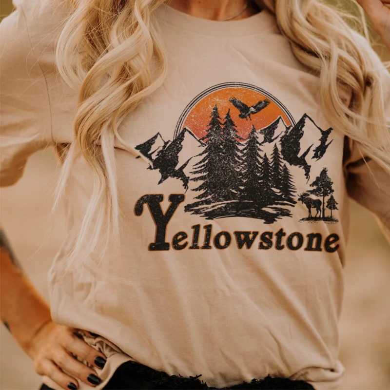 Yellowstone Sunset Western Vintage Travel Tshirt Women Summer Camping Hiking T Shirt Short Sleeve Graphic Tees Ladies Boho Tops