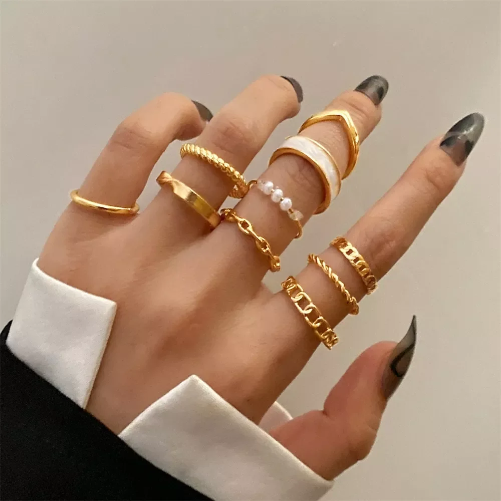 Metal Geometric Joint Ring Set for Women's Punk Gold Chain Twisted Circle Pearl Finger Ring Minimalist Jewelry Gift