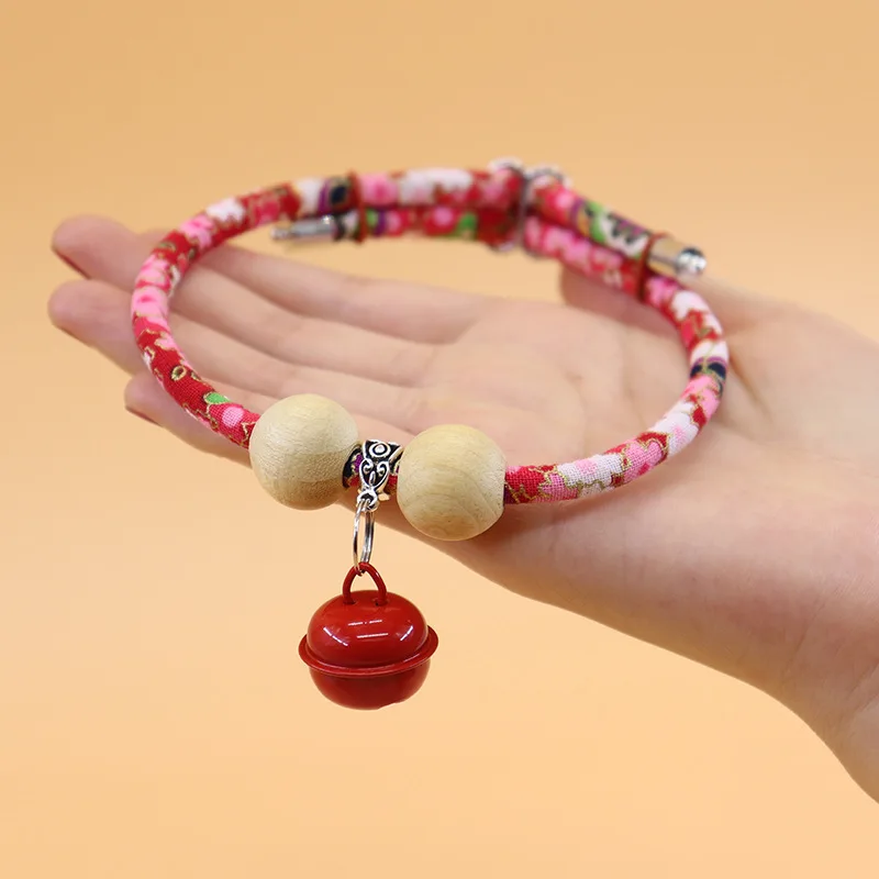 

Camphor Wood Deworming Pet Bell Necklace Dog In Vitro Deworming Collar Cat Anti-Flea Lice Collar Pet Supplies Dog Collar