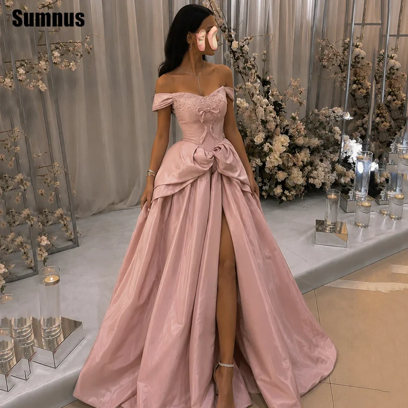 Фото Розовое вечернее платье Sumnus Princess A-Line с открытыми плечами, аппликациями и плиссировкой, с высоким разрезом, на заказ №1