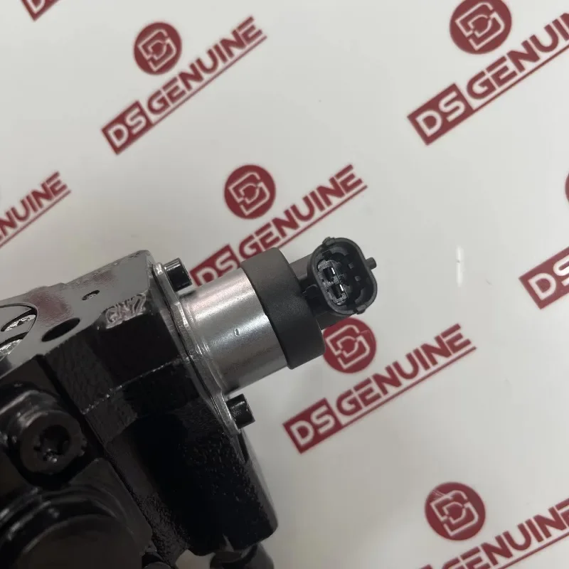 Новый оригинальный инжекторный насос ZD30 для впрыска топлива 0445010195 16700VZ20E 0445010136