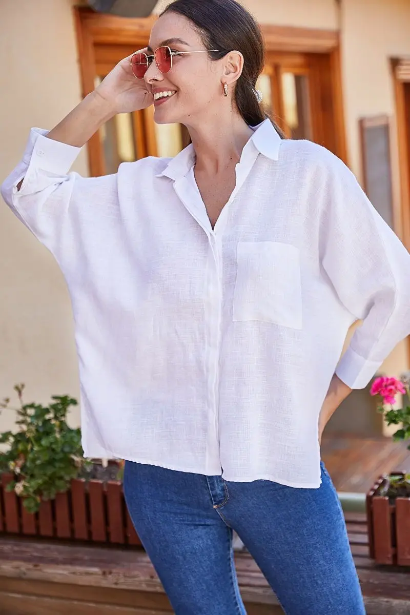 

Women's white pocket loose linen shirt ARM-21Y001035