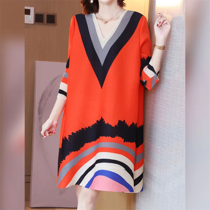 

Новинка, свободное женское платье с V-образным вырезом, весеннее Цветочное платье, модное свободное платье, облегающее сексуальное платье