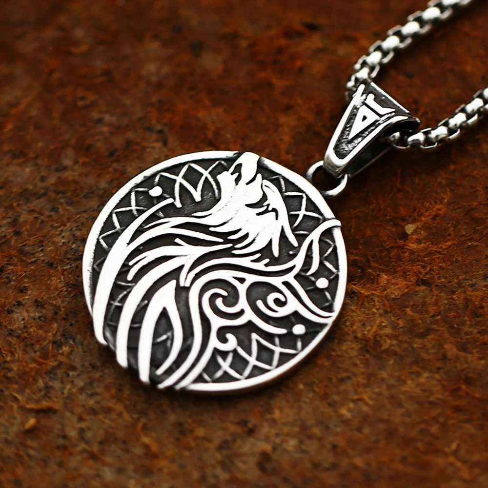 

Stainless Steel Wolf Head Pendant Necklace Vintage Norse Viking Necklace Wolf Totem Amulet Men Punk Hip Hop Jewelry
