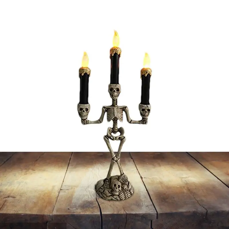 

Хэллоуин канделябр Декор тройной череп Настольный канделябр для дома с привидениями декорация для дома с привидениями для вечеринок с привидениями