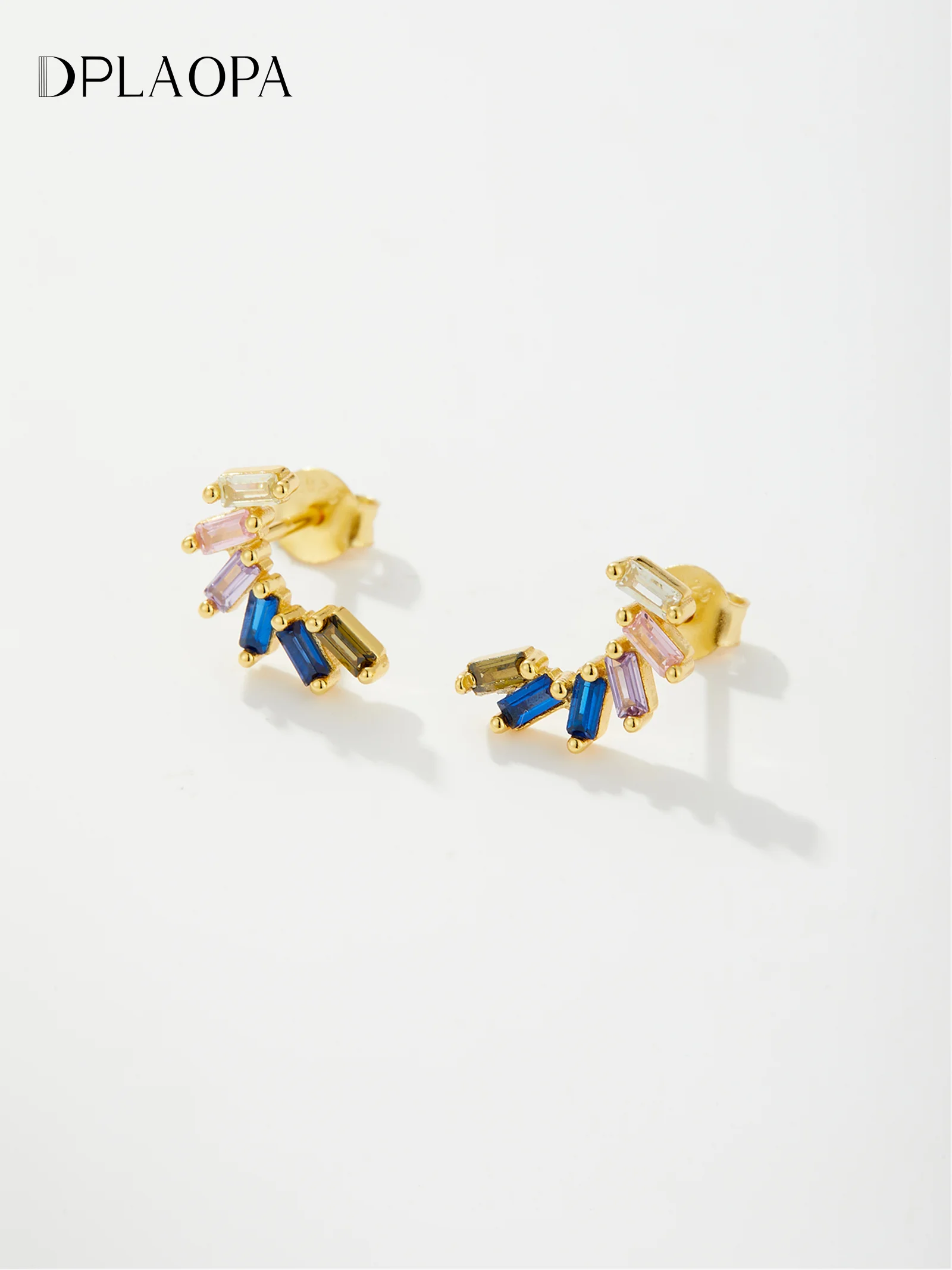 Женские серьги-гвоздики из серебра 925 пробы с цирконом