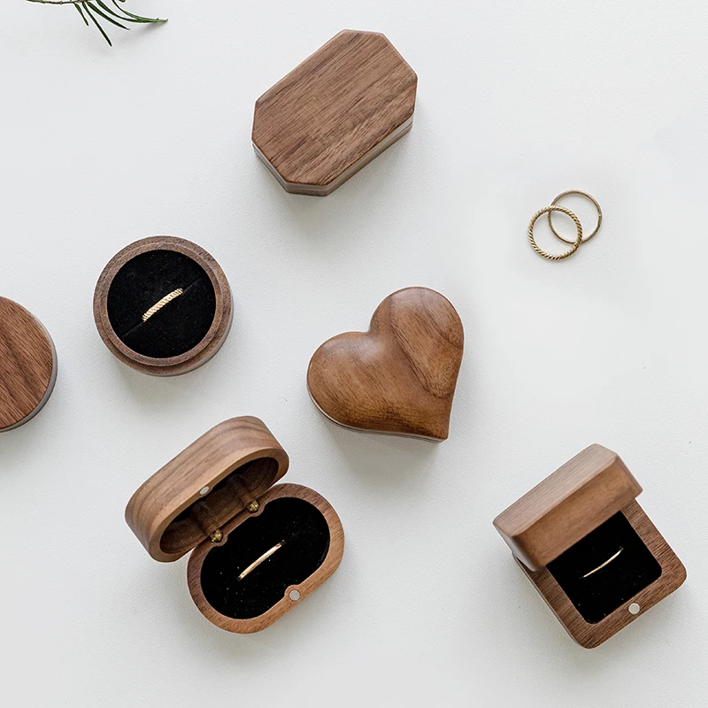 

Handmade Wooden Square Heart Jewelry Box Proposal Ring Earring Box Portable Storage Box Display Stand Jewelry Box