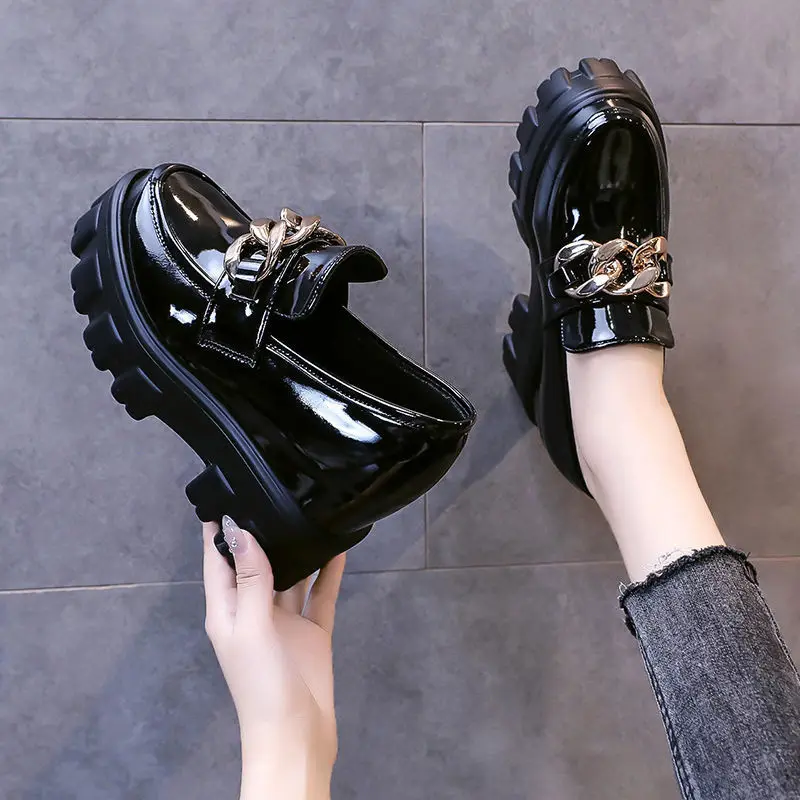 New Black Autumn Women Patent Leather Chunky Sneakers Breathable Chain High Heels British Style Platform Casual Shoes Woman 10CM