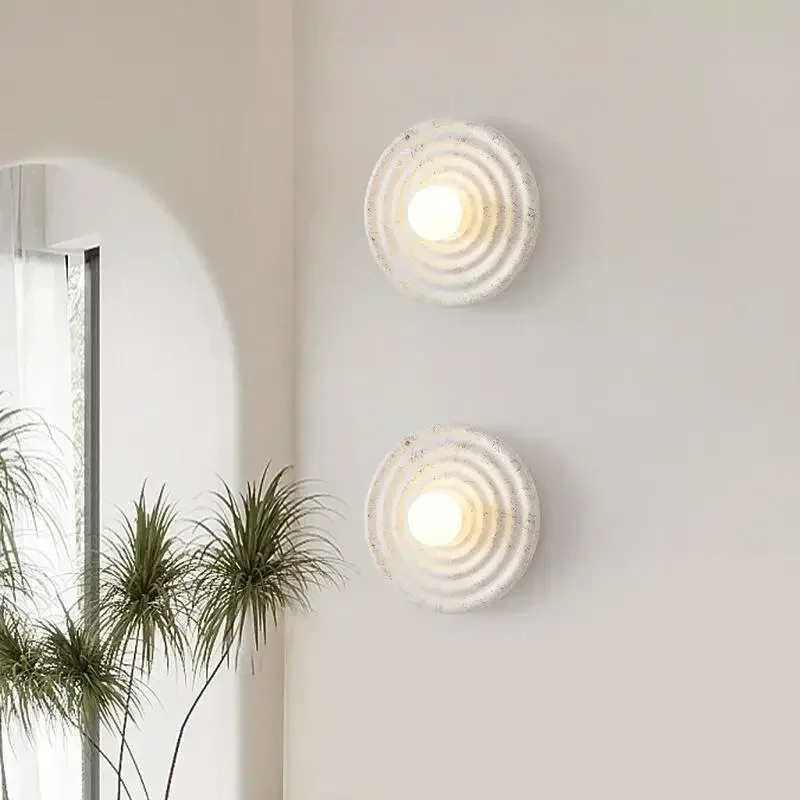 Японский настенный светильник ваби-саби коридор проход спираль белый