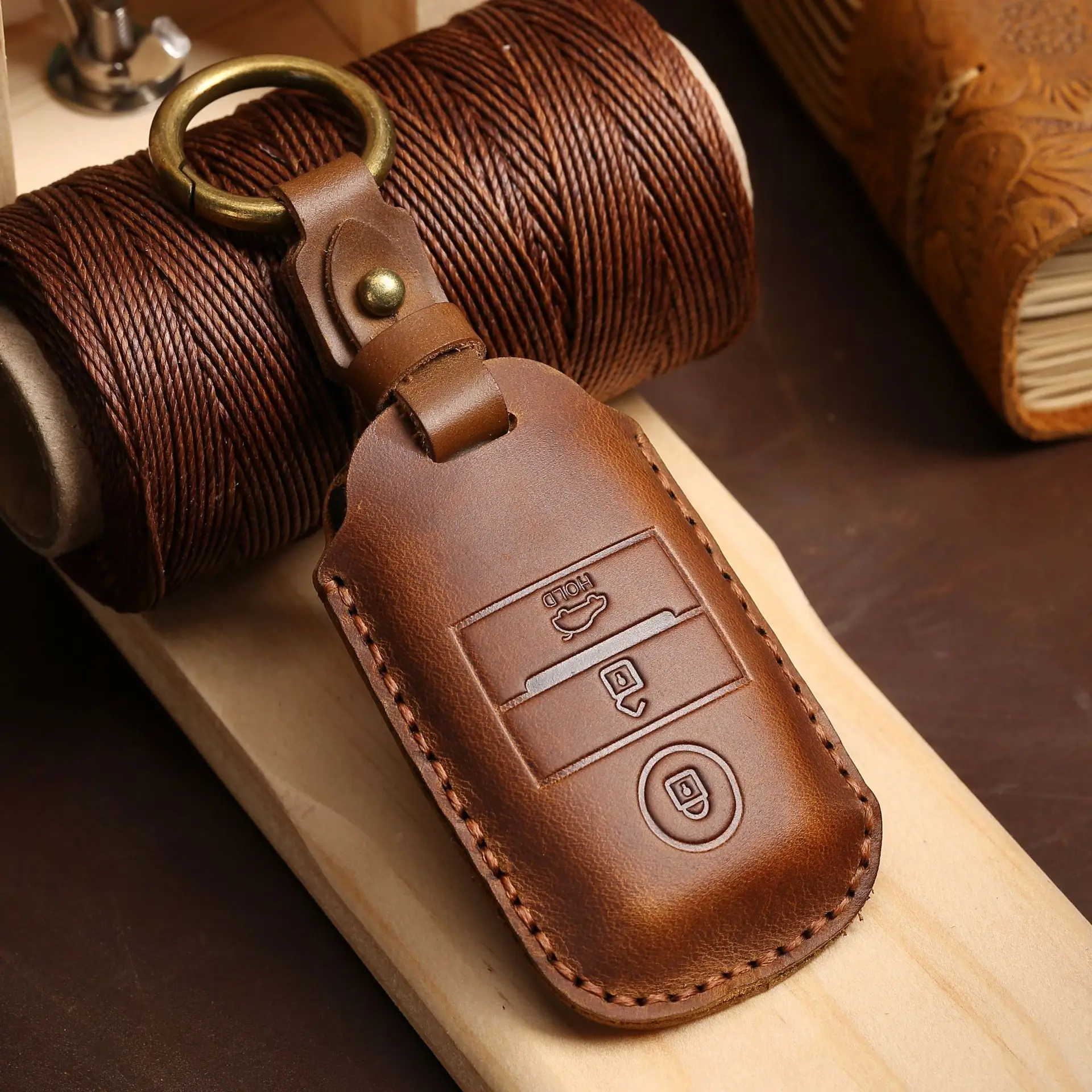 

Luxury Car Key Case Cover Leather Pouch Fob Holder Keychain Accessories for KIa Sportage R Carnival Fcrte K5 KX5 KX3 Keyring Bag