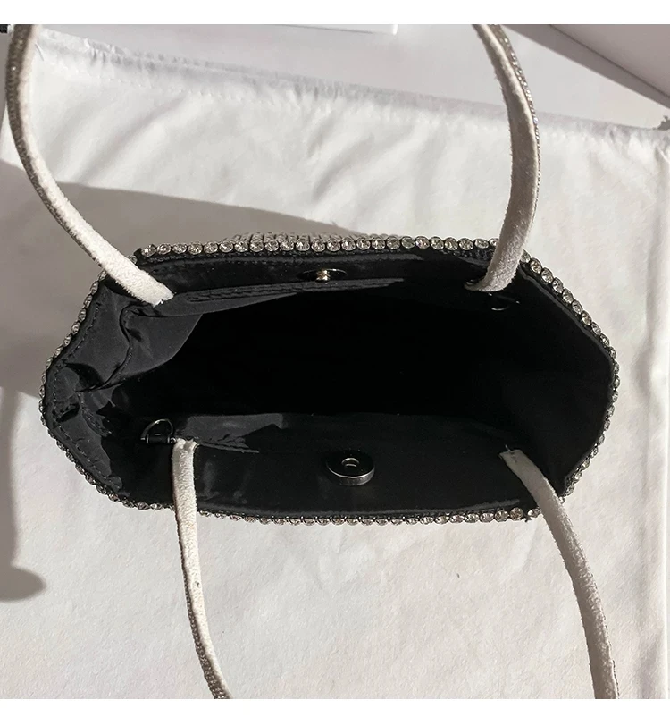 Crystal Shiny Diamond Rhinestones Evening Clutch Bag Dinner Party Wedding Purse Women Handbag Luxury Designer Messenger Bag