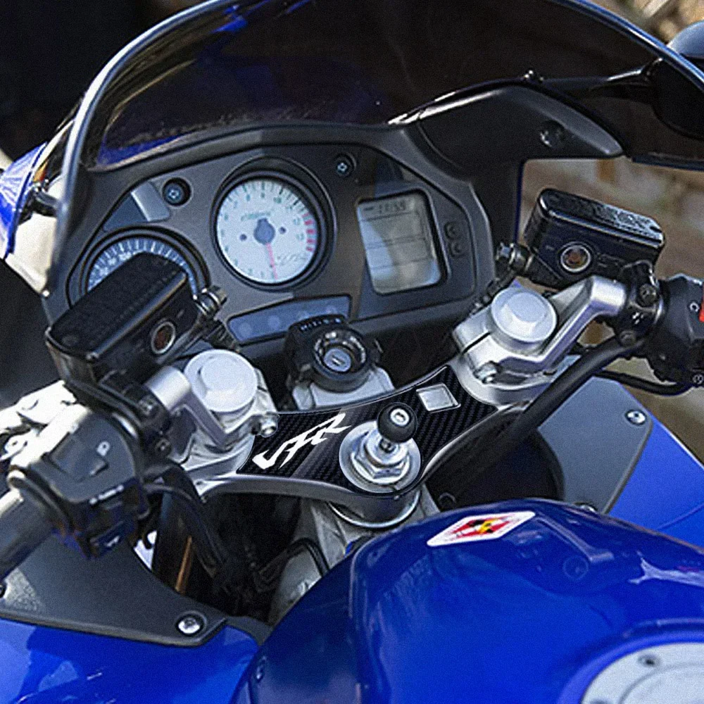 Фото Для Honda VFR800 до 2001 3D Resin Carbon-look Upper Triple Yoke Defender №2
