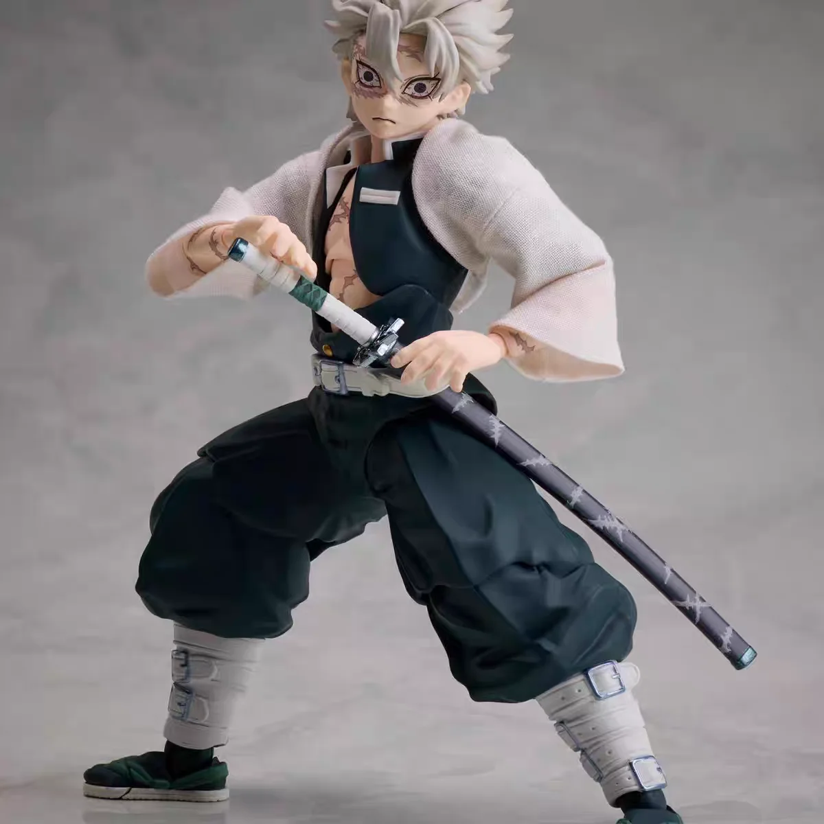 Фото Коллекционная подвижная фигурка Aniplex Buzzmod Demon Slayer Sanemi Shinazugawa Wind Hashira из ПВХ для взрослых, аниме-фигурка №2