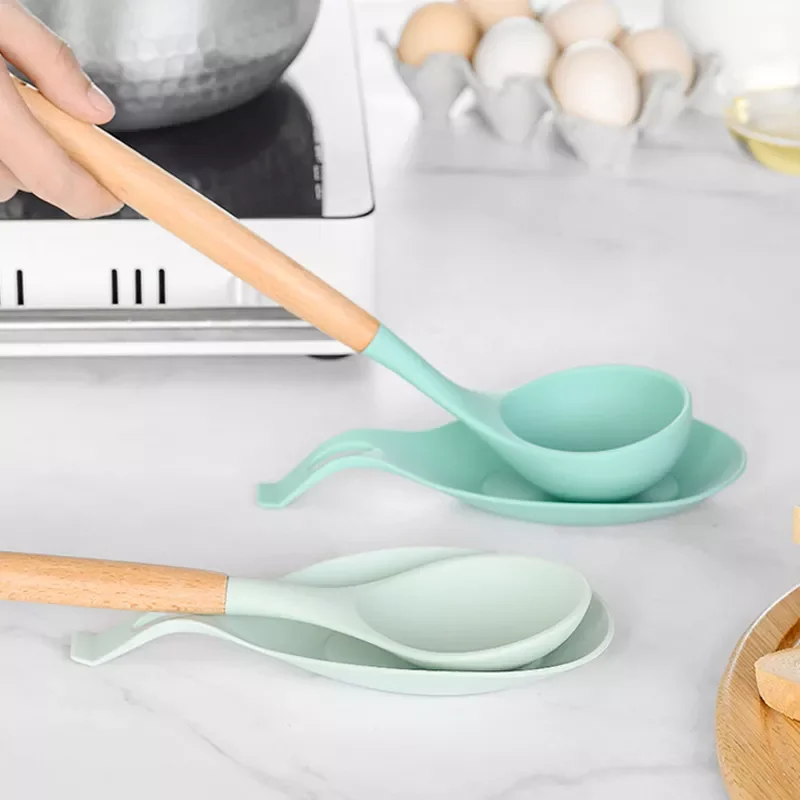 

2022New Multi Purpose Heat Resistant Tray Spoon Pad Food Grade Silicone Kitchen Tool Spoon Rests Placemat Pure Color
