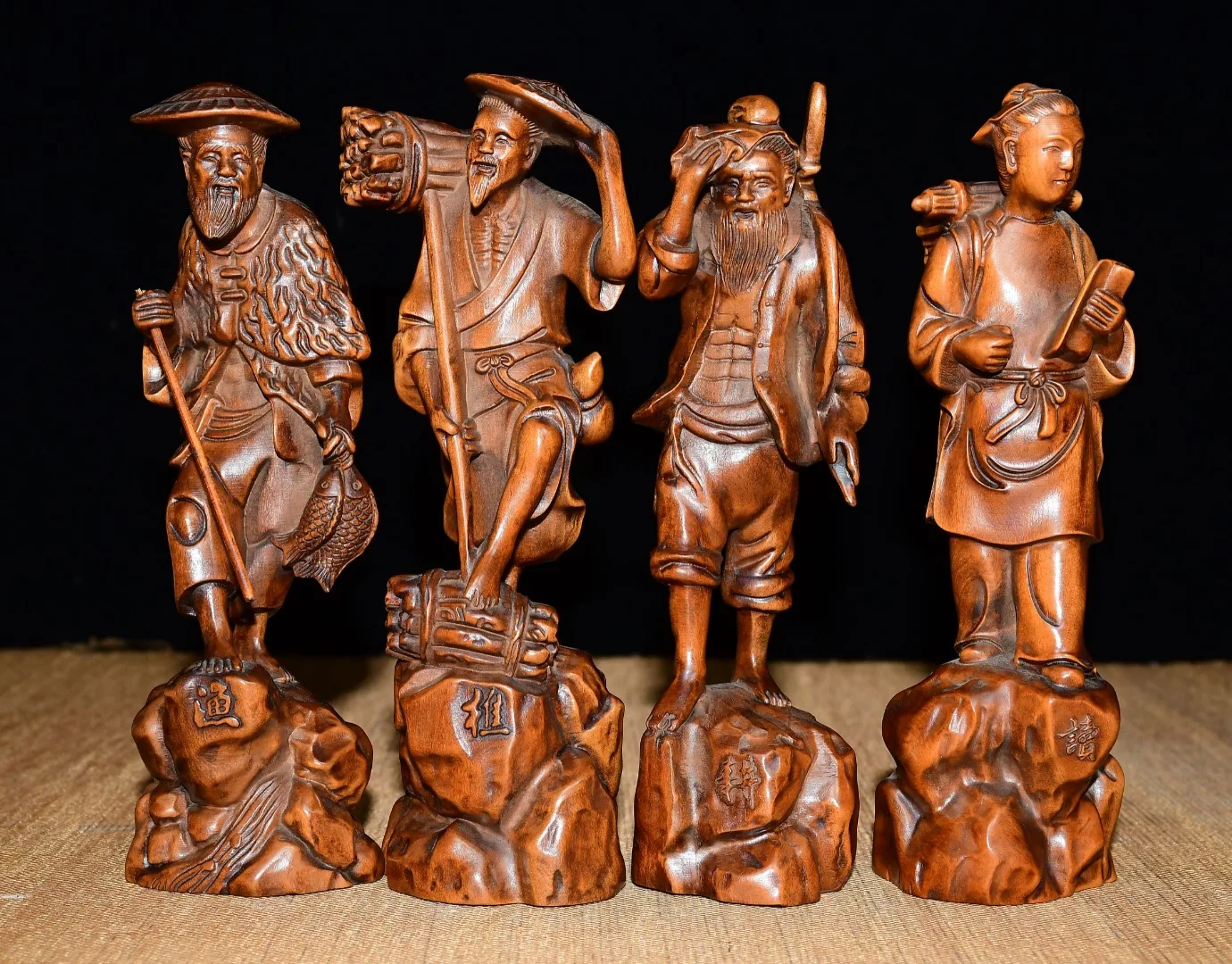 Статуя из старого самшита SIYAO