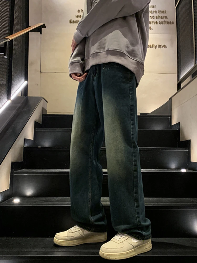 Men's Trend High Street Loose Straight Tube Jeans American Retro Loose Grinding White Old Trousers Brand Men Ins -cloth Hot Sale