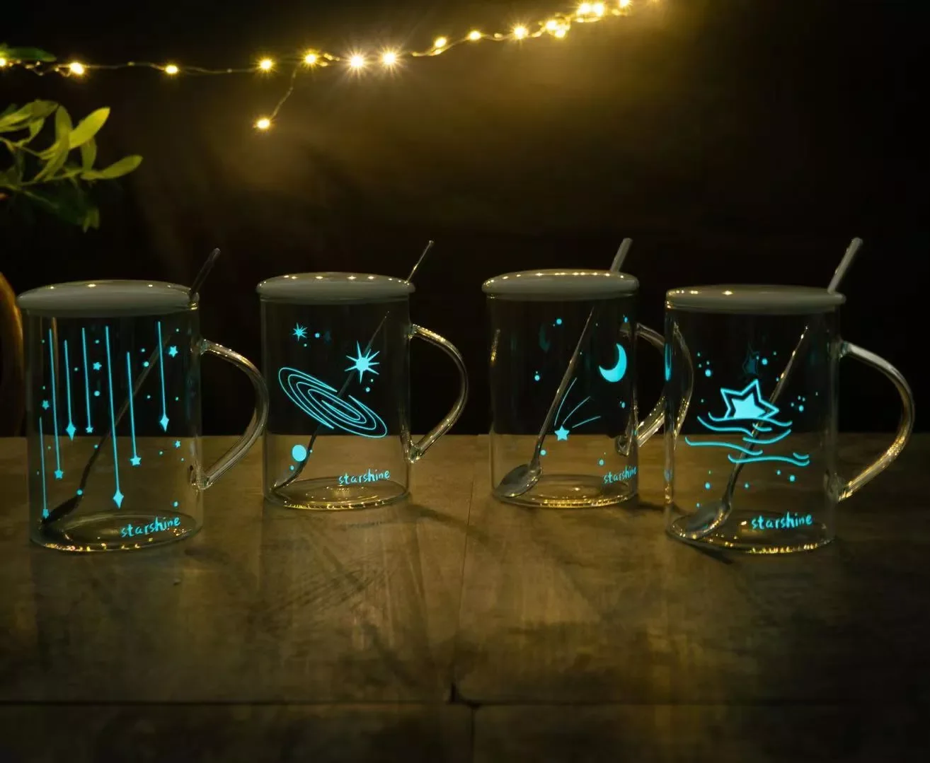 

2022New Creative Sky Star Luminous Glass Mug Breakfast Mlik Coffe Cup Household Couple Water Cup Sun Eye Pattern With Spoon