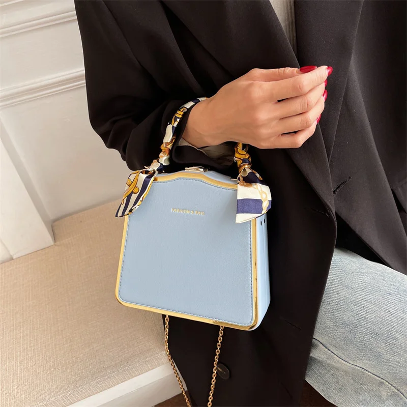 

Women's Box Handbag 2022 New Fashion Single Shoulder Bag Silk Scarf Portable Messenger Small Square Bag Female Crossbody Bags