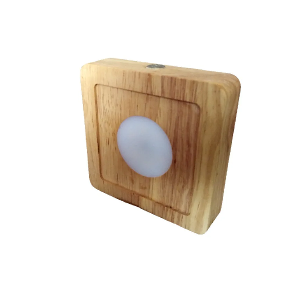 

Перезаряжаемый деревянный ночник LED 3 цвета 8x8 см