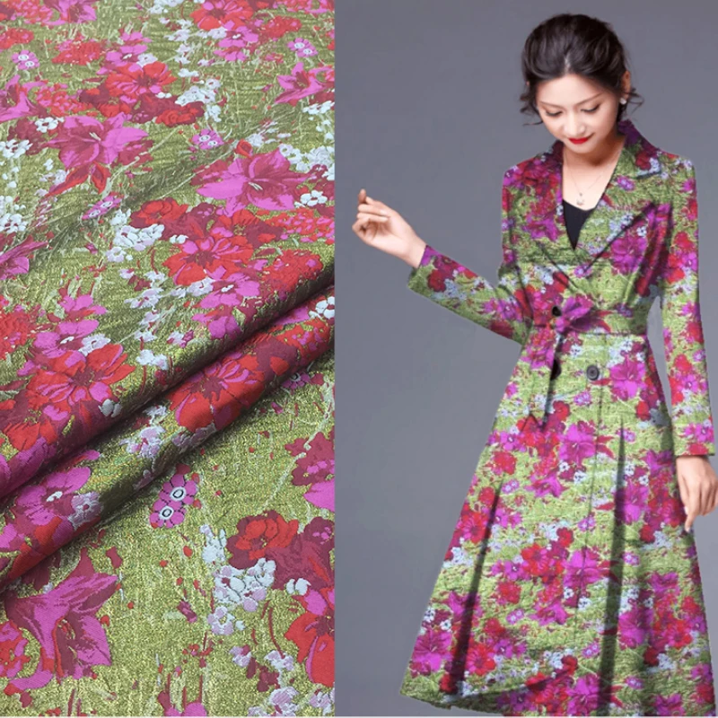 

Jacquard Brocade Fabric Golden Silk Floral Fabrics Autumn and Winter Padded Jacket Clothing Fashion Material wholesale cloth