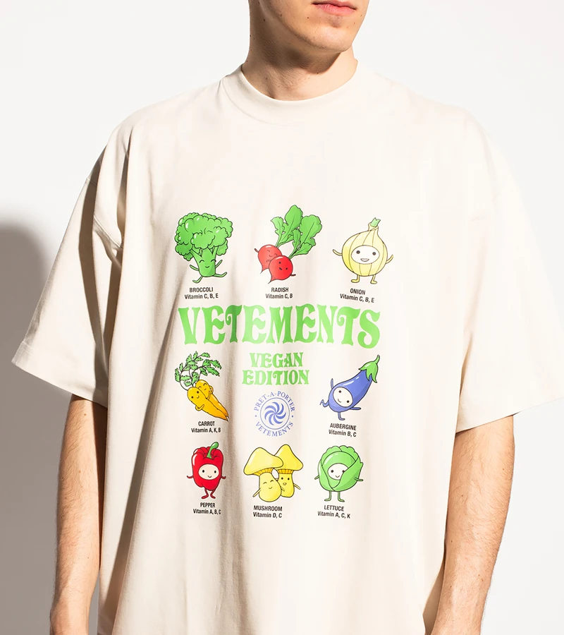 

Black Oversized VETEMENTS T-shirts High Quality Pure Cotton Cartoon Vegetable Printing Short Sleeves