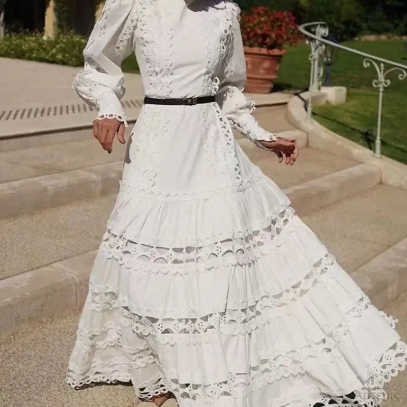 

2023 Autumn New French Fashion Celebrity's Decent Design Sense: Tencel Cotton Solid Color Long Dress for Women