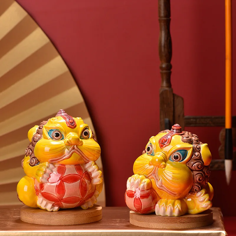 

Ceramics Painted Lion Lucky statue Chinese feature mascot Cute home decoration accessories Gift souvenir One pair