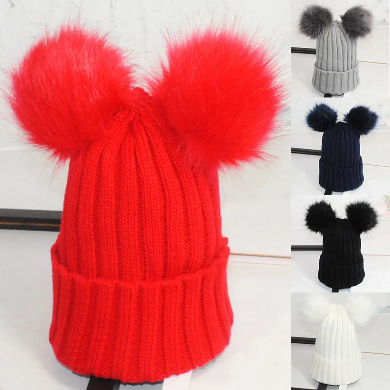 

Вязаная шапка для женщин, зимняя шапка, милая эластичная зимняя шапка, однотонная вязаная шерстяная теплая шапка с 2 плюшевыми мячиками для маленькой девочки, шапка