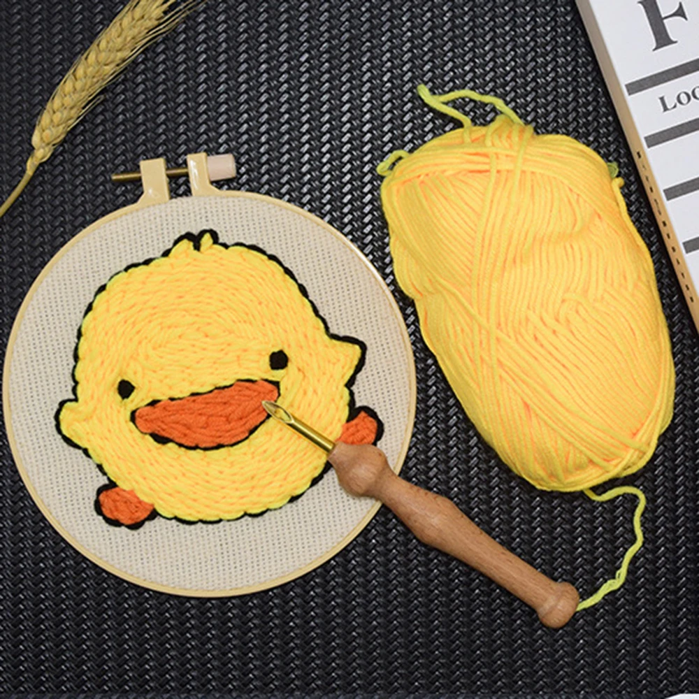 

Wooden Handle Knitting Embroidery Pen Punch Needle Threader DIY Weaving Sewing Felting Craft For Thick Wool Thread Embroider