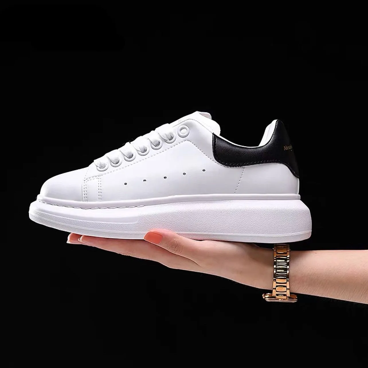 Luxury Sneakers Shoes Men Women Sneakers Autumn PU Leather Casual Shoes Fashionable Heightening Small White Shoes Running Shoes