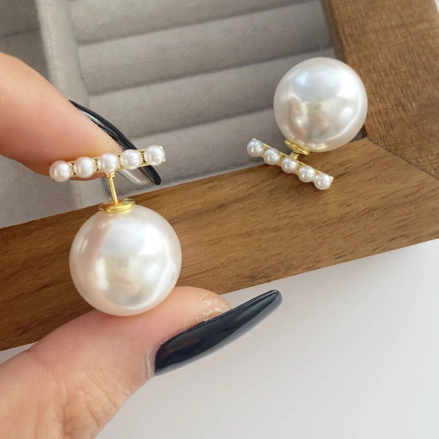 

Super Big Moon Shape Personality Elegant Gold Silver Color Pierced C Stud Earrings For Women Japanese Charms Ear Jewelry Gift