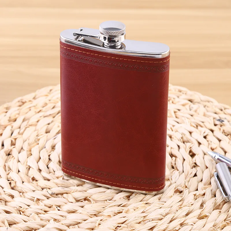 

Portable 9oz Whisky Liquor Flagon Alcohol Hip Flask Red PU Leather Wrap Wine Pot Stainless Steel Vodka Whiskey Drinkware