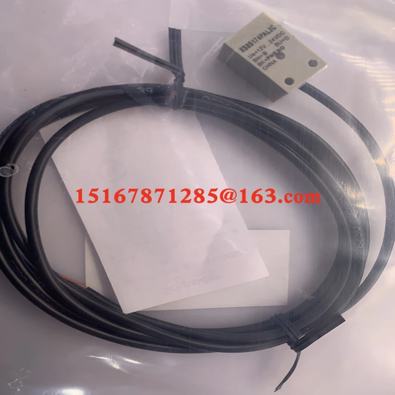 Новый датчик приближения XS8S174PAL2C XS8S173PBL2C