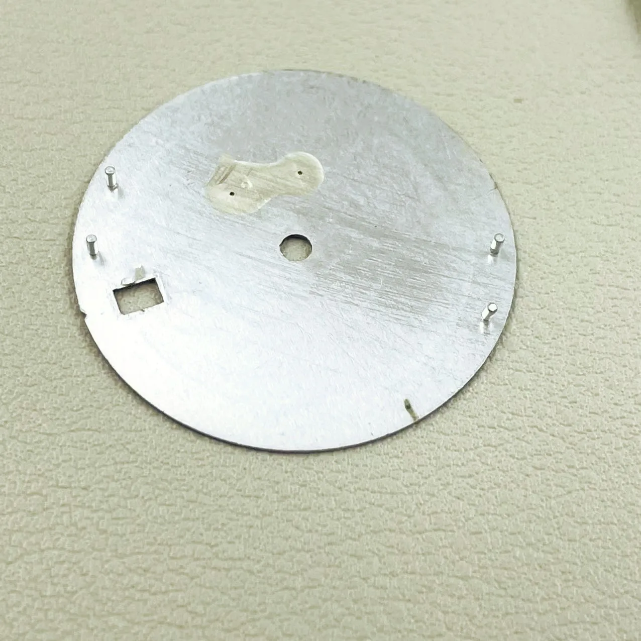 The new NH35 dial diameter 28.5mm with Arabic silver nail sun pattern glossy watch accessories