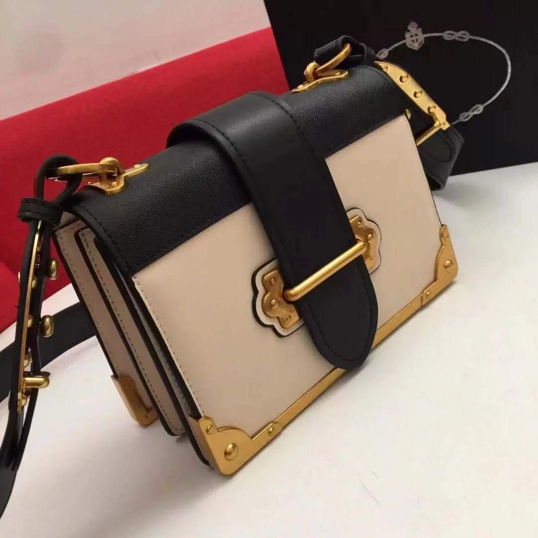 

Классическая сумка с логотипом для женщин, роскошные дизайнерские сумки, 2021, сумка-мессенджер через плечо, сумки из лакированной кожи, Беспл...