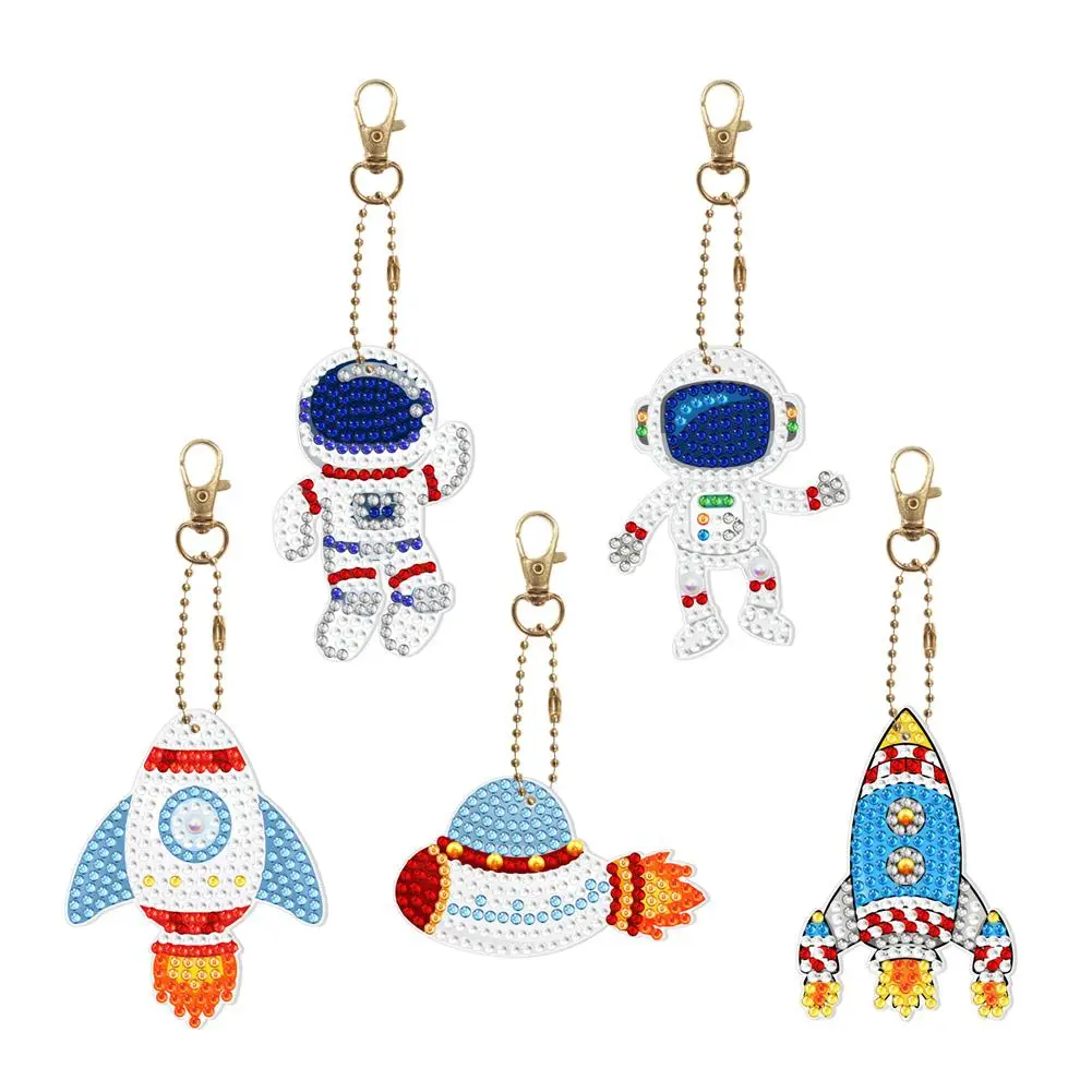 

5pcs Astronaut Key Chains Diy Diamond Painting Double-sided Cartoon Decoration Pendant Children Gift Backpack Schoolbag Ornament