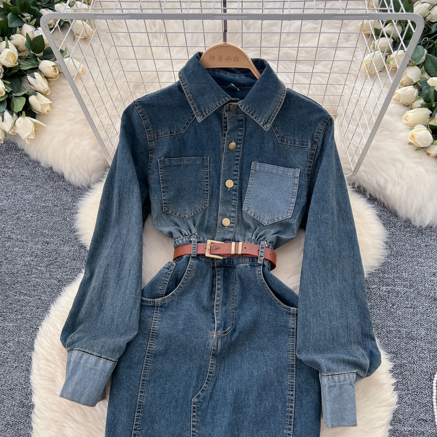 Женское модное джинсовое платье с длинными рукавами и поясом платье-рубашка