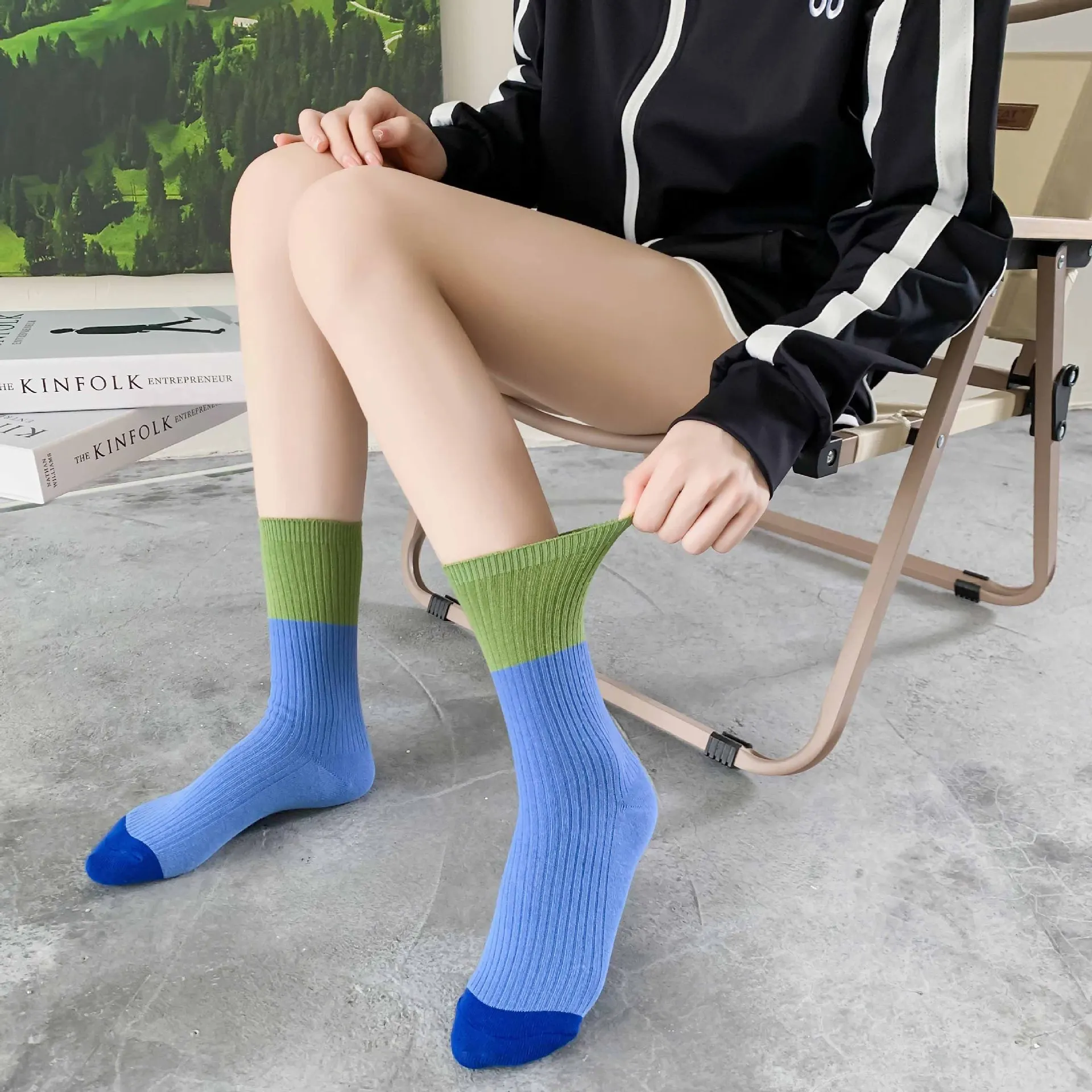 Fashion Striped Black White Cotton Girls Socks Set 5 Pairs Simple Blue Trend Cotton Women's Mid-Tube Socks Female Gift