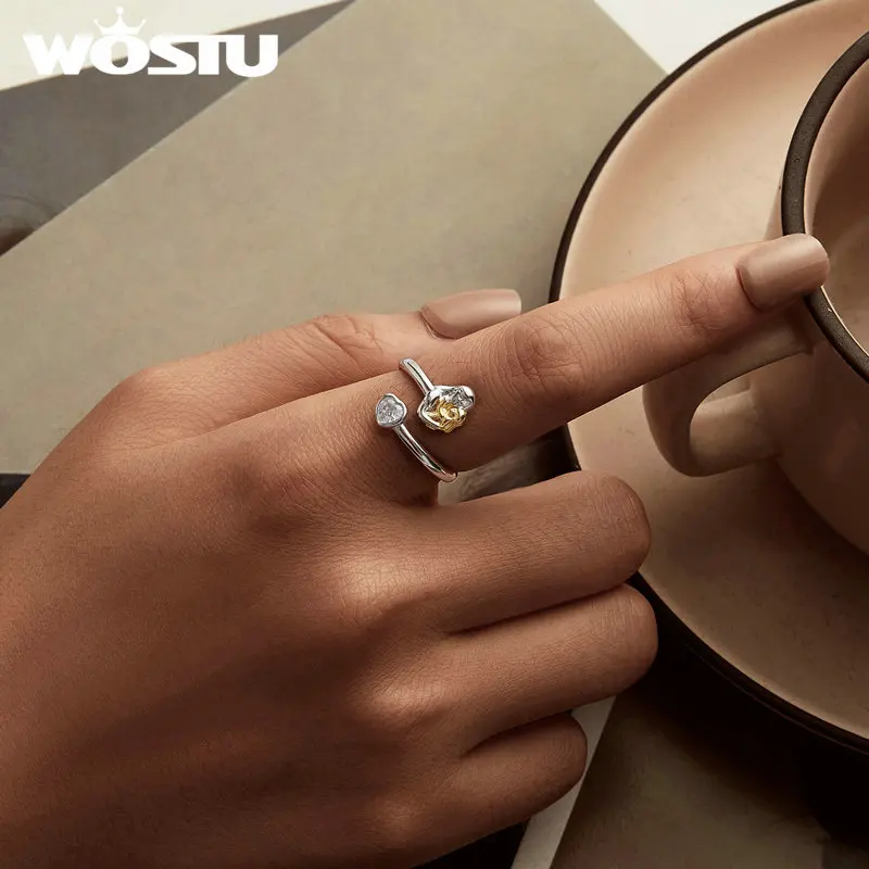 Женское кольцо в форме сердца с фианитом