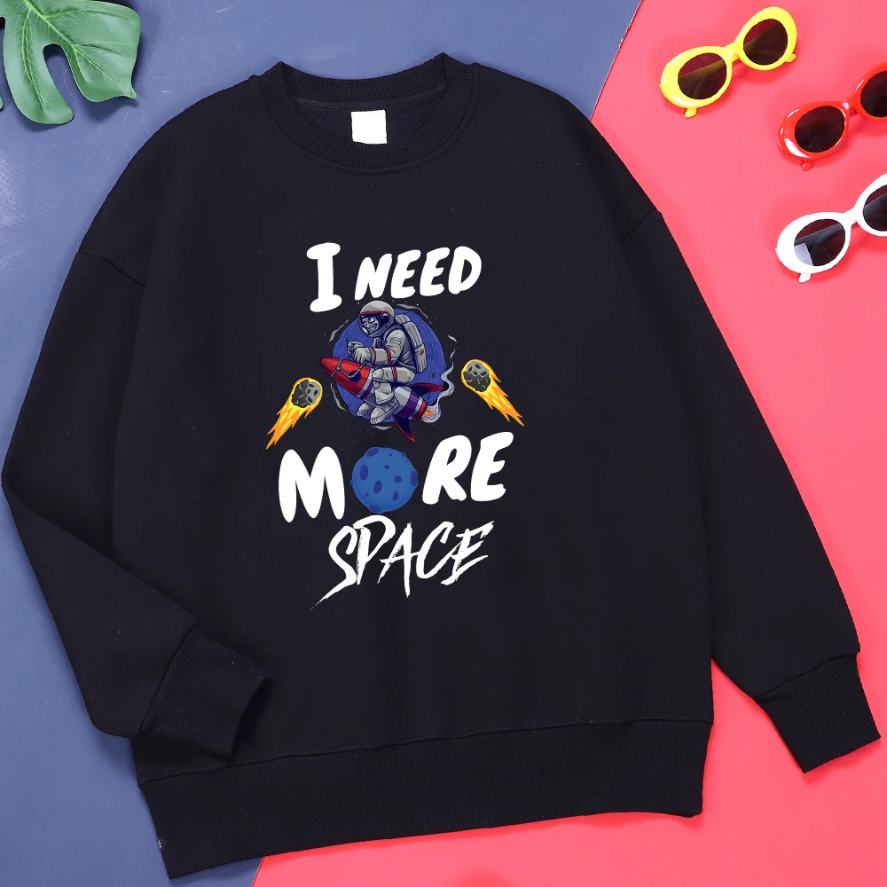 

I Need More Space Riding A Rocket To The Moon Mens Clothes Vintage Harajuku Hoodie Casual Quality Hoodies Fashion Designer Tops